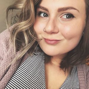 Meet your Posher, Macy